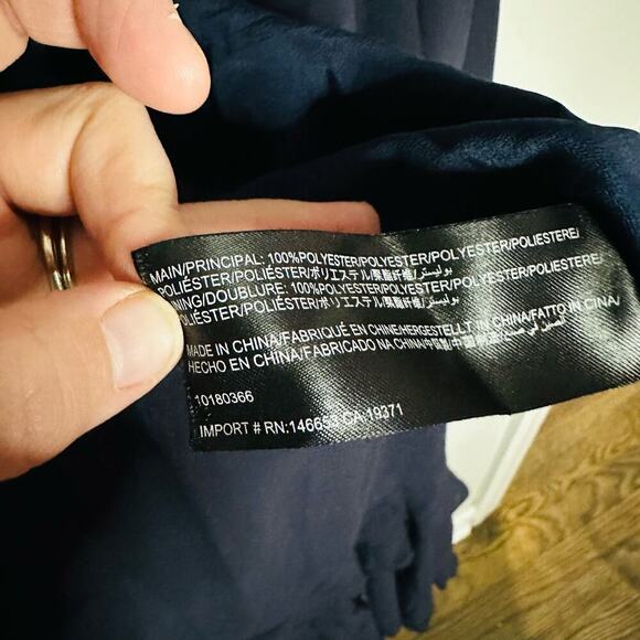 C/MEO COLLECTIVE Be About You Navy V-Neckline Long Gown Dress Size Medium - Picture 7 of 15